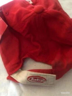 1 Casquette Berkley Rouge Pêche -Magasin De Pêche Et De Sport 00003 1 casquette berkley rouge peche