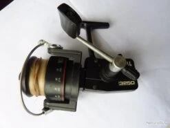 Moulinet Mitchell 3250 -Magasin De Pêche Et De Sport 00005 moulinet Mitchell 3320