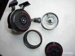 Moulinet Contact 400 Noir Très Bon état Avec Deuxième Bobine Neuve -Magasin De Pêche Et De Sport 00006 Moulinet Contact 400 noir tres bon etat avec deuxieme bobine neuve