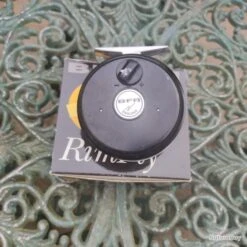 Dam Lot De Moulinets Et Cannes Pro Pour Pêche à La Mouche Et Matériel -Magasin De Pêche Et De Sport 00016 Lot de moulinets et cannes pro pour peche a la mouche et materiel