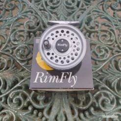 Dam Lot De Moulinets Et Cannes Pro Pour Pêche à La Mouche Et Matériel -Magasin De Pêche Et De Sport 00017 Lot de moulinets et cannes pro pour peche a la mouche et materiel