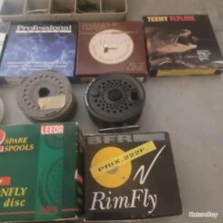 Dam Lot De Moulinets Et Cannes Pro Pour Pêche à La Mouche Et Matériel -Magasin De Pêche Et De Sport 00021 Lot de moulinets et cannes pro pour peche a la mouche et materiel